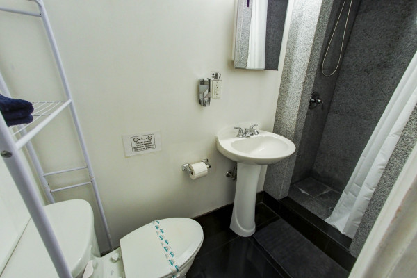 #10616 - The Lovely Suite | Vakantieverhuur | Empire Bway