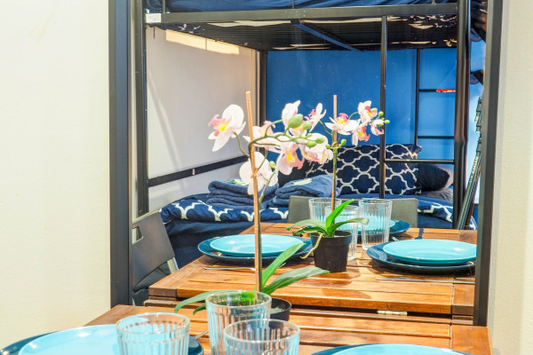 #10679 - Elegant Studio | Vakantieverhuur | Empire Bway