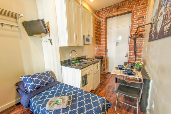 #10781 - Nice Studio in Midtown Manhattan | Lomavuokraus | Empire Bway