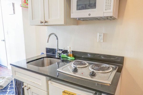 #10784 - Nice Studio in Midtown Manhattan | Lomavuokraus | Empire Bway