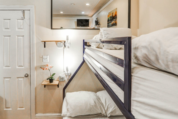#11409 - Amazing Midtown Studio | Vakantieverhuur | Empire Bway