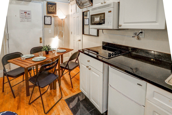 #11415 - Amazing Midtown Studio | Vakantieverhuur | Empire Bway