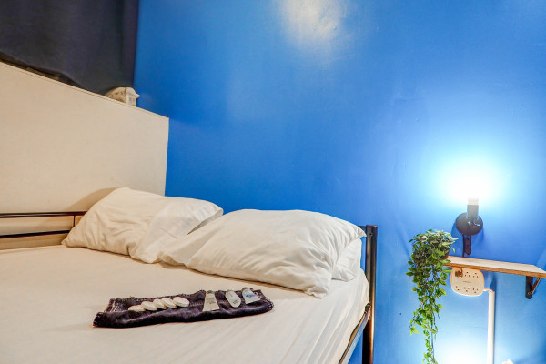 #11457 - Charming Studio | Vakantieverhuur | Empire Bway