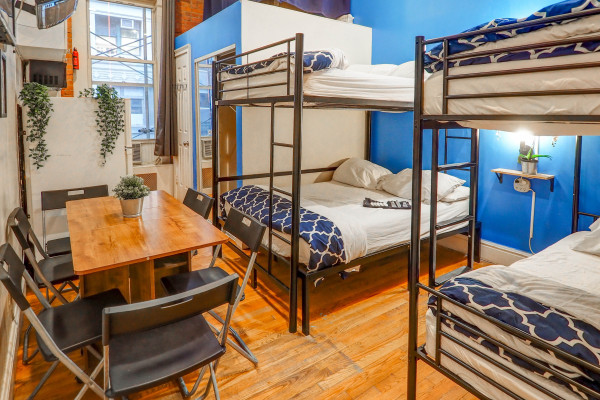 #11470 - Charming Studio | Vakantieverhuur | Empire Bway