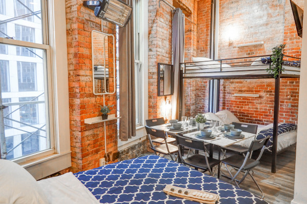 #11478 - Iconic flat along Midtown west NYC | Lomavuokraus | Hello Homes Sitges