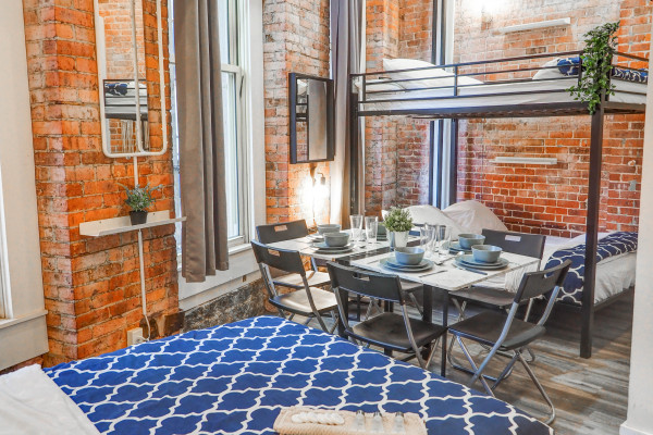 #11480 - Iconic flat along Midtown west NYC | Holiday Rentals | Empire Bway
