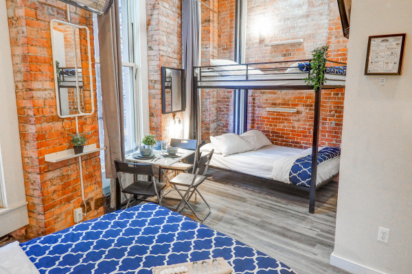 #11488 - Iconic flat along Midtown west NYC | Lomavuokraus | Hello Homes Sitges