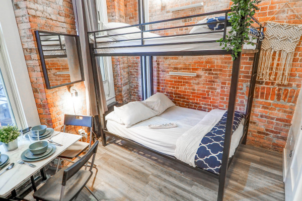 #11500 - Iconic flat along Midtown west NYC | Holiday Rentals | Empire Bway