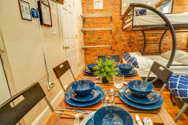 #11513 - Sweet Studio Manhattan | Holiday Rentals | Empire Bway