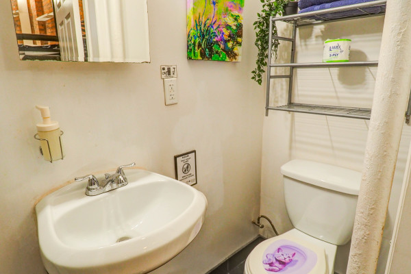 #11539 - Sweet Studio Manhattan | Holiday Rentals | Empire Bway