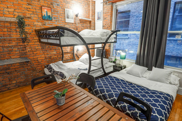 #11560 - Chic Executive Studio | Holiday Rentals | Empire Bway