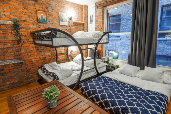 #11564 - Chic Executive Studio | Holiday Rentals | Empire Bway