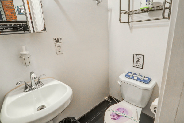 #11566 - Chic Executive Studio | Holiday Rentals | Empire Bway