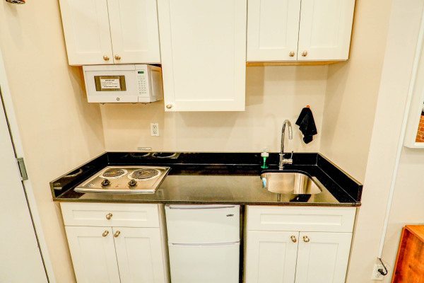 #11593 - Studio flat in West Midtown | Holiday Rentals | Empire Bway