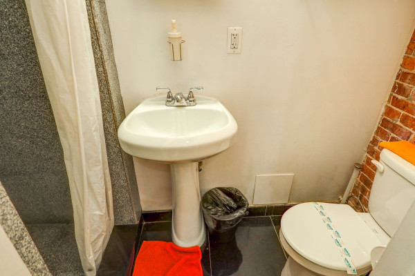 #11594 - Studio flat in West Midtown | Holiday Rentals | Empire Bway