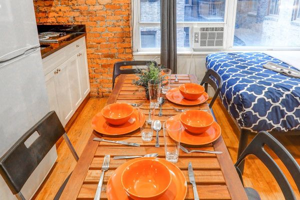 #11615 - Empire Nights | Holiday Rentals | Empire Bway