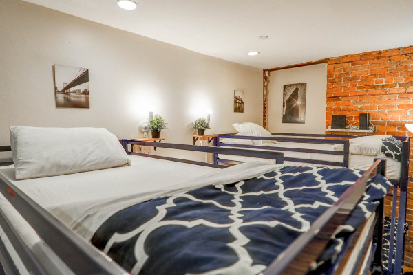 #11639 - Executive Loft Manhattan | Holiday Rentals | Empire Bway