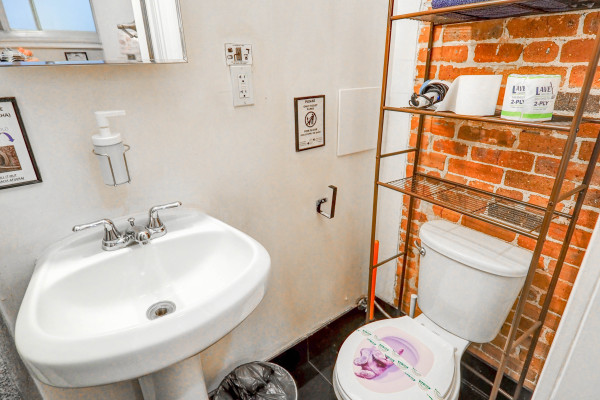 #11652 - Executive Loft Manhattan | Holiday Rentals | Empire Bway