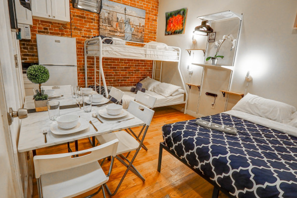 #11672 - The Little Midtown Studio | Holiday Rentals | Empire Bway
