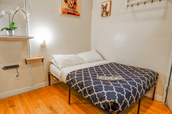 #11685 - The Little Midtown Studio | Holiday Rentals | Empire Bway